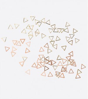 ARTEX треугольник золото 4 мм 0,2 гр. ARTEX треугольник золото 4 мм 0,2 гр.