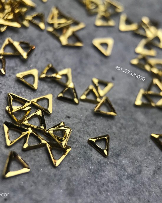 Металлический декор, треугольник золото 3мм