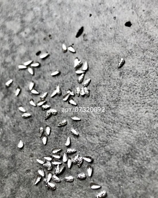 Полусферы лепестки шлифованные серебро 1х2 мм