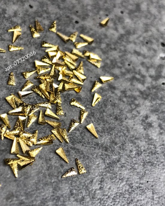 Полусферы треугольные граненные шлифованные золото 1,5х3 мм